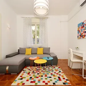 Zagrebacka 13 Apartment